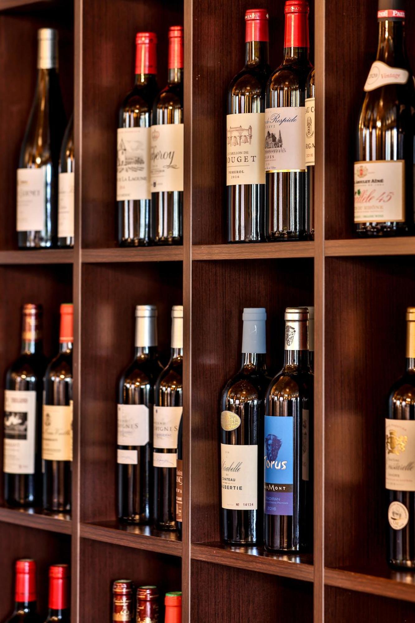 Logis Hotel-Restaurant Les Voyageurs La Coquille Экстерьер фото