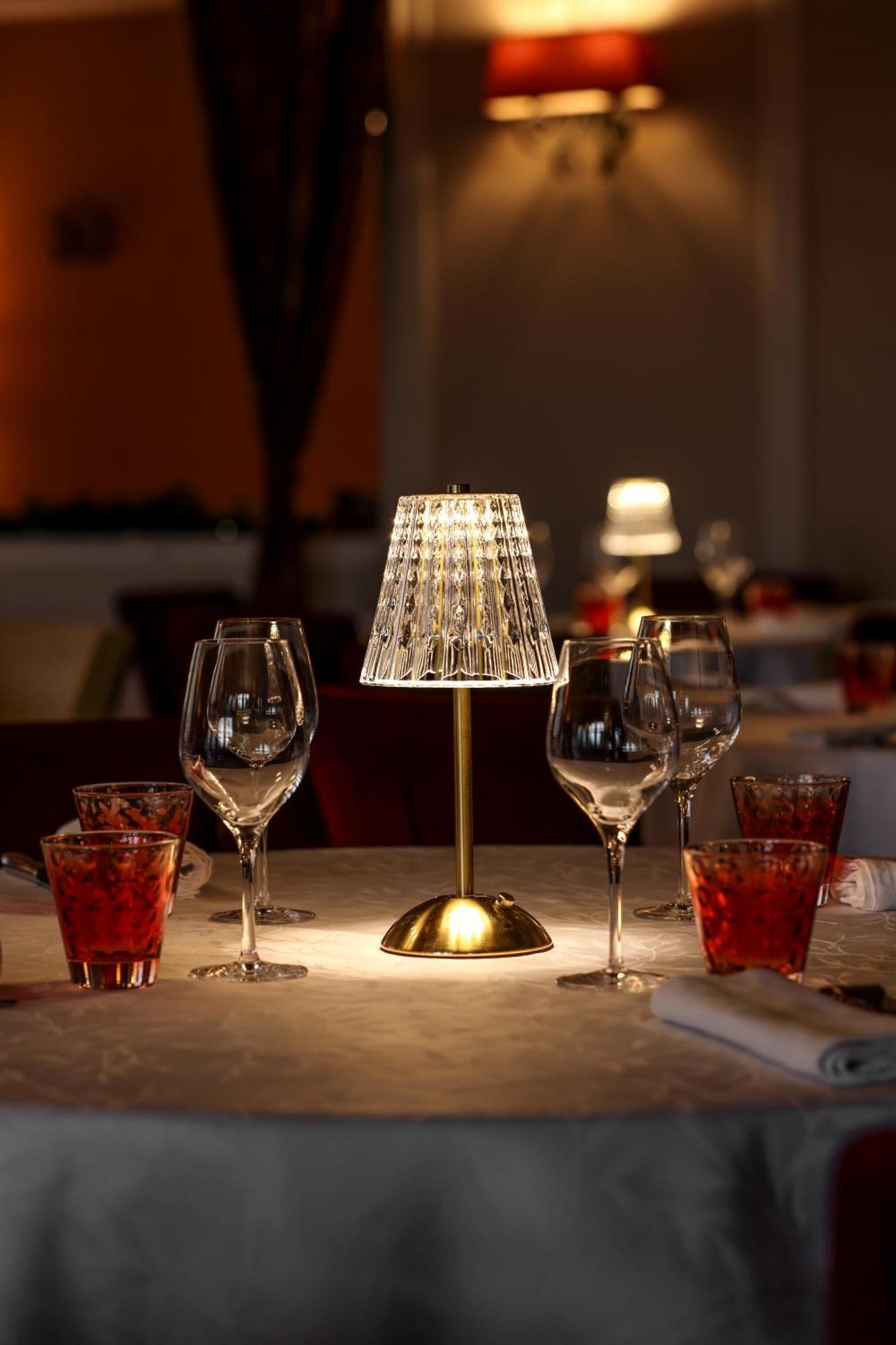 Logis Hotel-Restaurant Les Voyageurs La Coquille Экстерьер фото