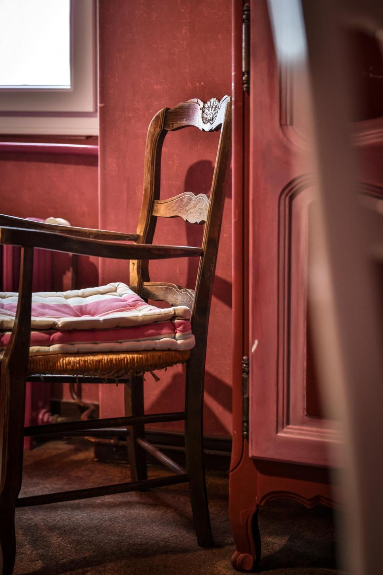 Logis Hotel-Restaurant Les Voyageurs La Coquille Экстерьер фото
