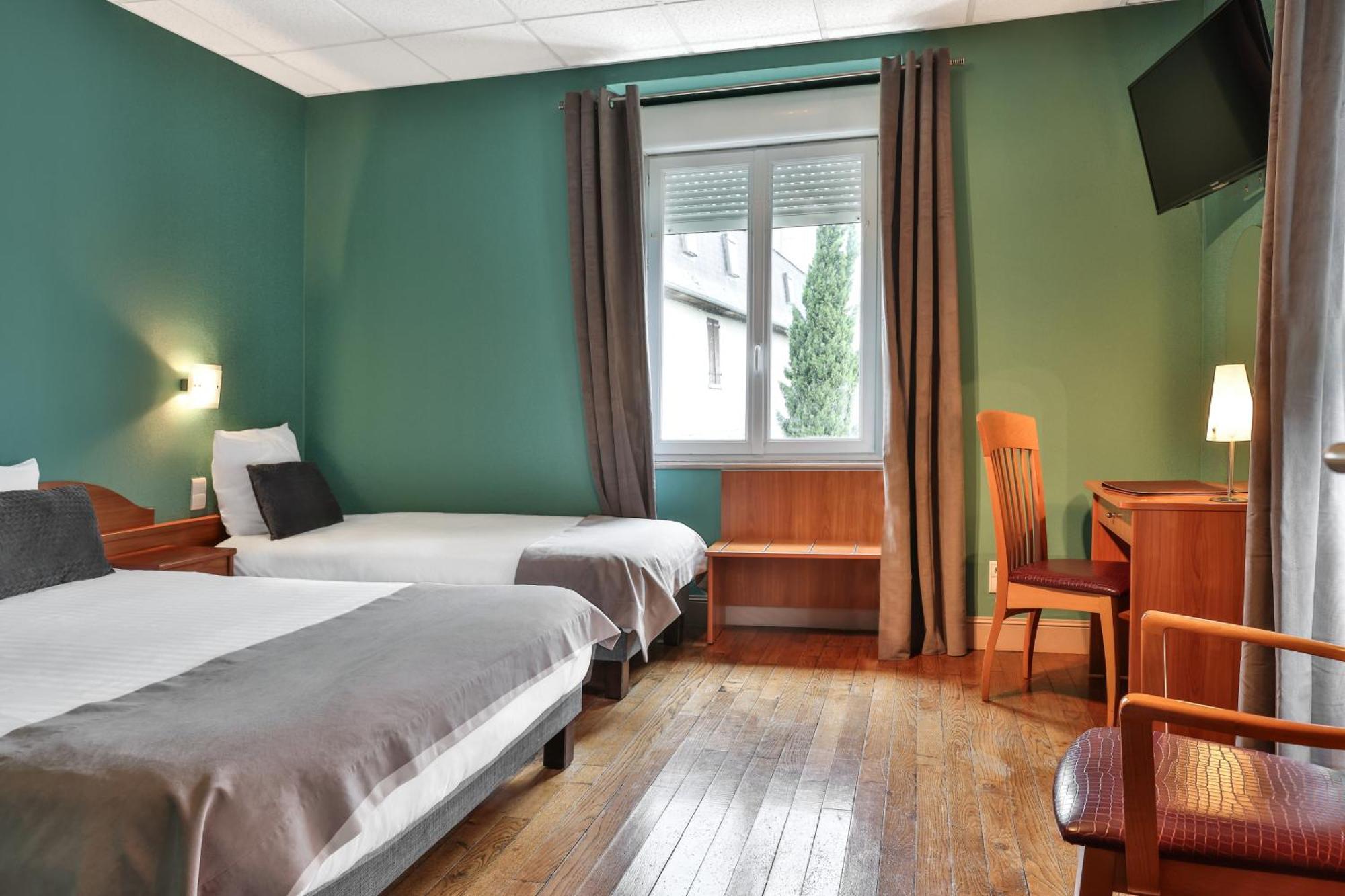 Logis Hotel-Restaurant Les Voyageurs La Coquille Экстерьер фото