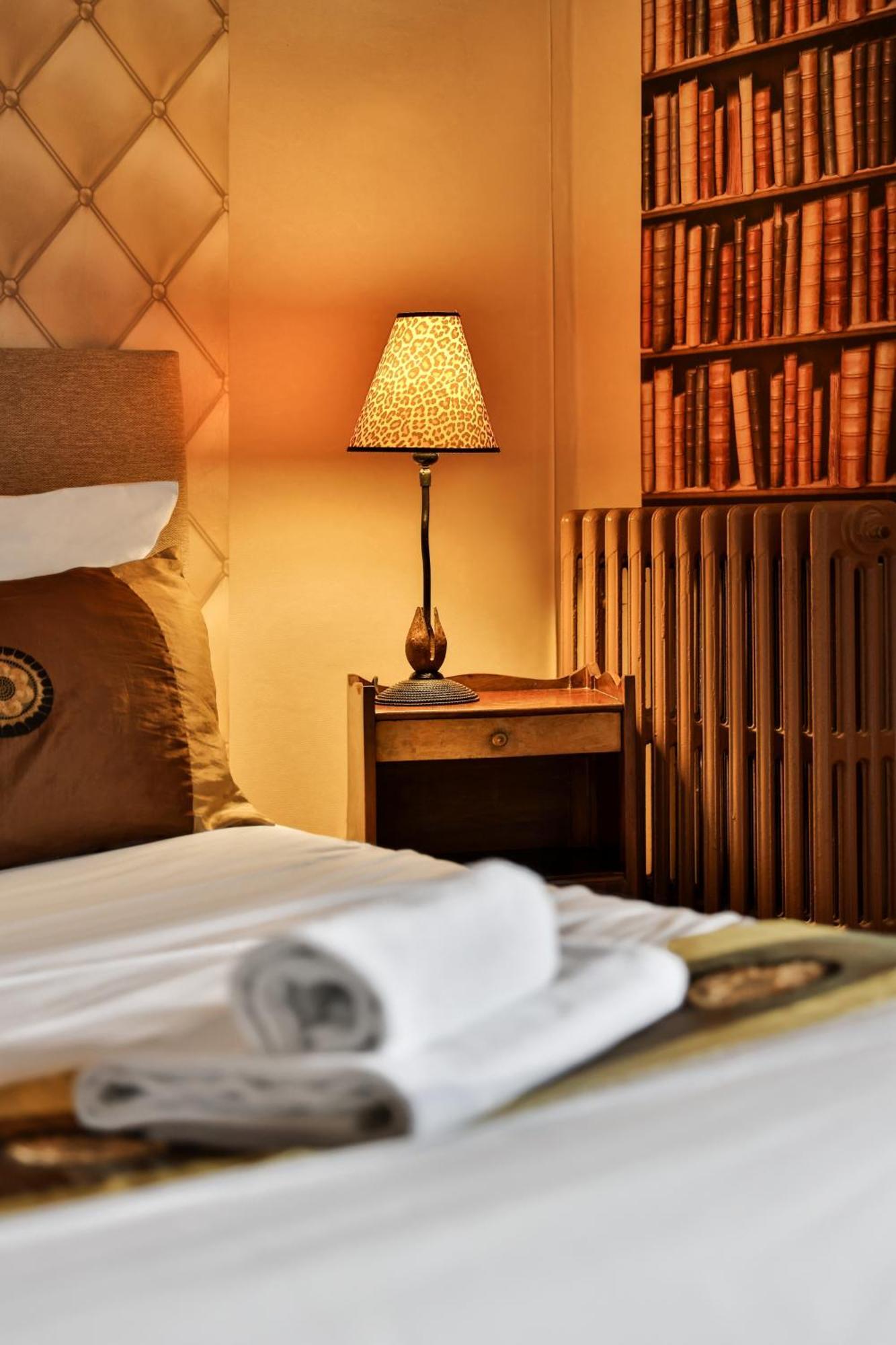 Logis Hotel-Restaurant Les Voyageurs La Coquille Экстерьер фото